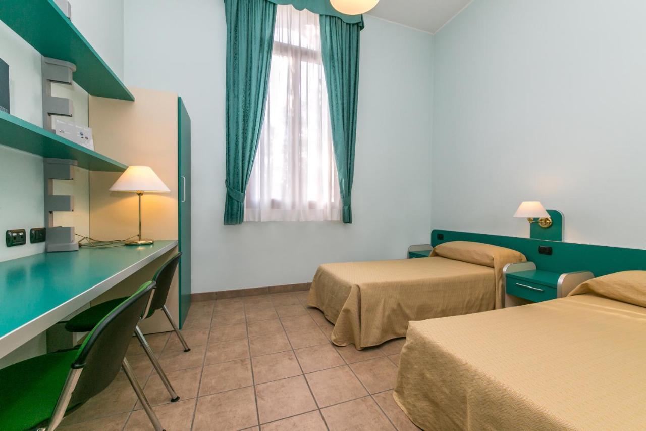 Economy Twin Room